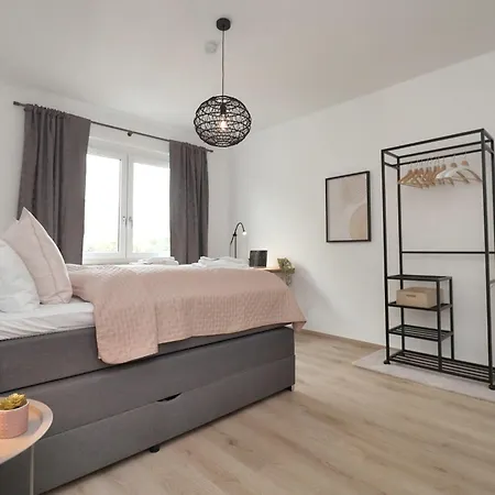 Design Am Rhein I Traumlage Rheinufer I 3br I Kueche I Oeffentl Parkplaetze I Helloyou X Bright *