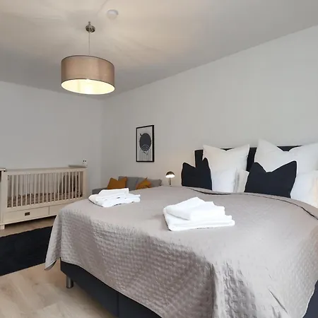 Design Am Rhein I Traumlage Rheinufer I 3br I Kueche I Oeffentl Parkplaetze I Helloyou X Bright 아파트 빈겐암라인