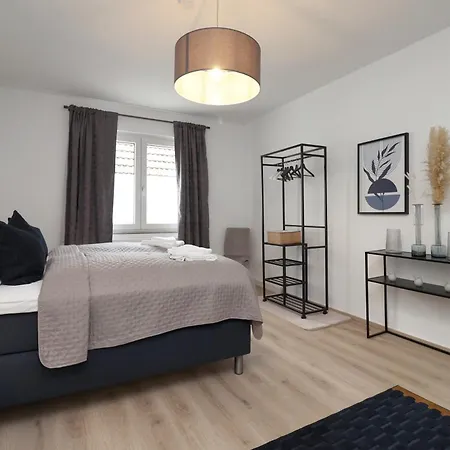 Design Am Rhein I Traumlage Rheinufer I 3br I Küche I öffentl Parkplätze I Helloyou X Bright Apartment *