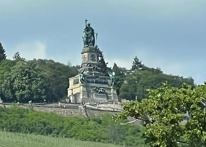 Apartment Design Am Rhein I Traumlage Rheinufer I 3br I Küche I öffentl Parkplätze I Helloyou X Bright *