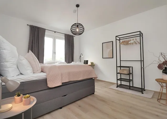 Design Am Rhein I Traumlage Rheinufer I 3br I Küche I öffentl Parkplätze I Helloyou X Bright *