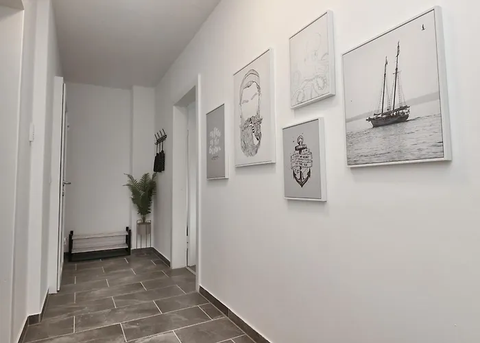 Design Am Rhein I Traumlage Rheinufer I 3br I Kueche I Oeffentl Parkplaetze I Helloyou X Bright Collection アパート *