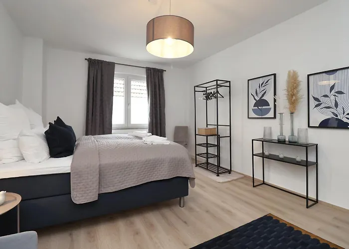 Design Am Rhein I Traumlage Rheinufer I 3br I Kueche I Oeffentl Parkplaetze I Helloyou X Bright Collection アパート *