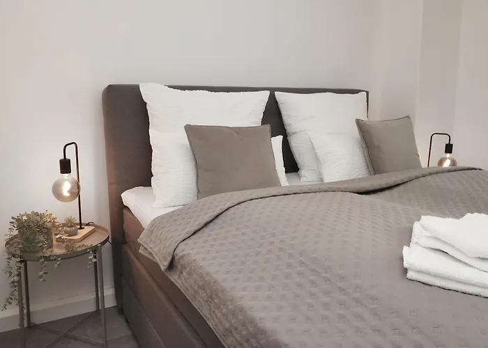 Design Am Rhein I Traumlage Rheinufer I 3br I Küche I öffentl Parkplätze I Helloyou X Bright Bingen am Rhein