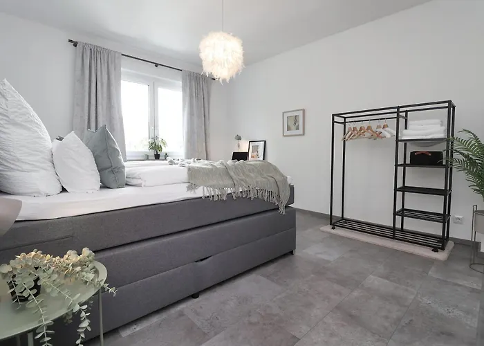 アパート Design Am Rhein I Traumlage Rheinufer I 3br I Kueche I Oeffentl Parkplaetze I Helloyou X Bright Collection