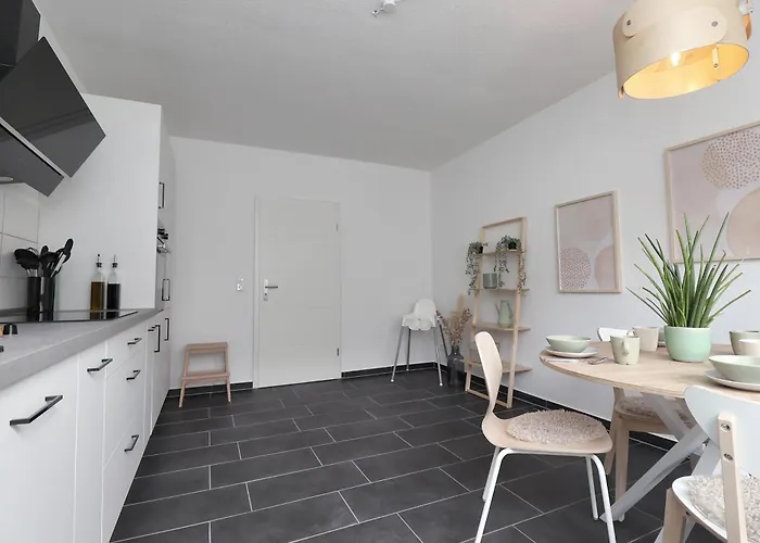 Design Am Rhein I Traumlage Rheinufer I 3br I Küche I öffentl Parkplätze I Helloyou X Bright Apartment