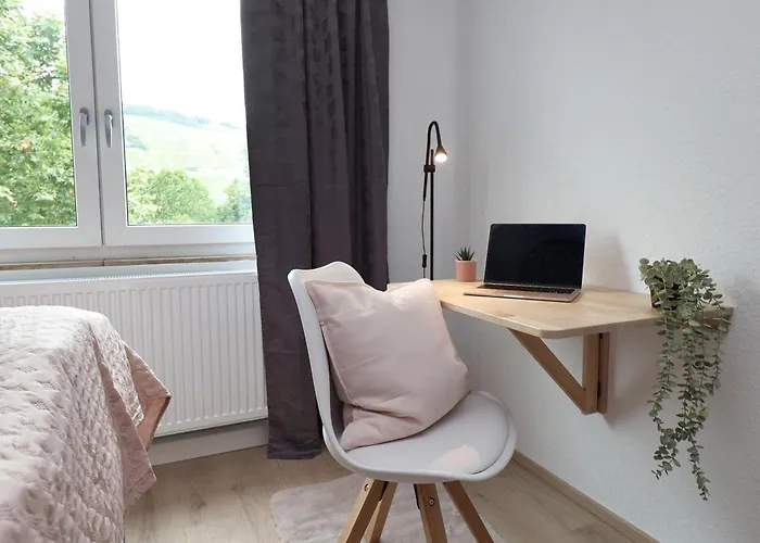 Design Am Rhein I Traumlage Rheinufer I 3br I Küche I öffentl Parkplätze I Helloyou X Bright Apartment *