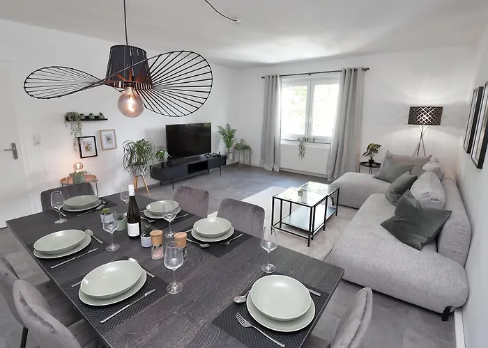 Apartment Design Am Rhein I Traumlage Rheinufer I 3br I Küche I öffentl Parkplätze I Helloyou X Bright